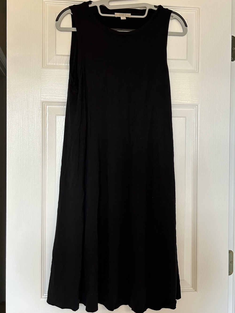 Sleeveless Black A-Line dress